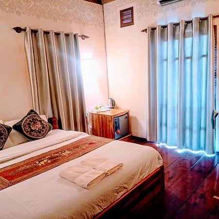 Ireenkevin Guesthouse 琅勃拉邦 外观 照片