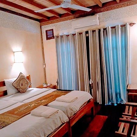 Ireenkevin Guesthouse 琅勃拉邦 外观 照片