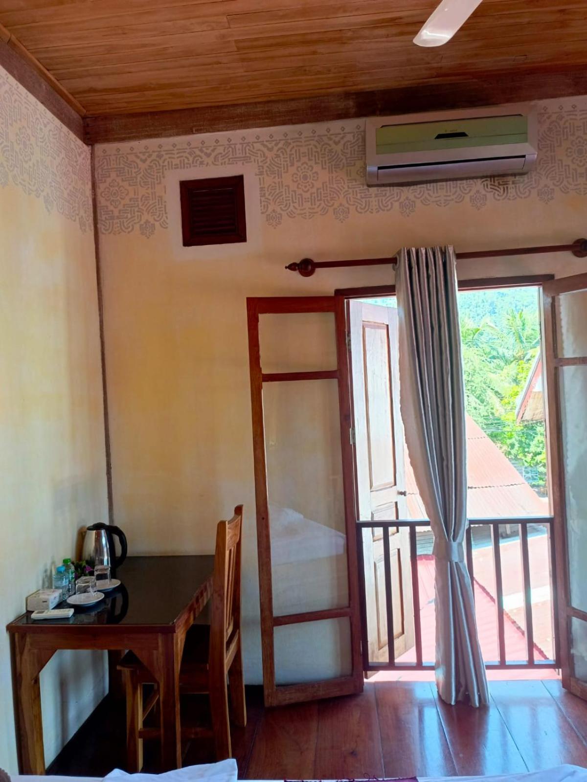 Ireenkevin Guesthouse 琅勃拉邦 外观 照片